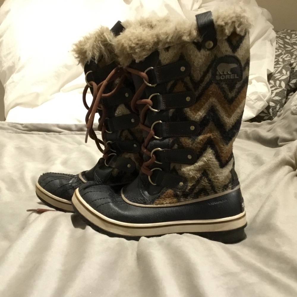Sorel snow boots